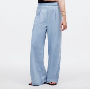 Madewell Light Blue Wide-Leg Jeans